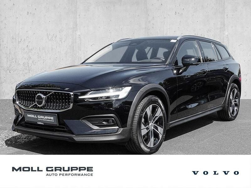 Black solid ´stone´ Gebraucht 2023 Volvo V60 CC Plus Kombi | 35.450 € (Guter Preis) - Bild 1/4