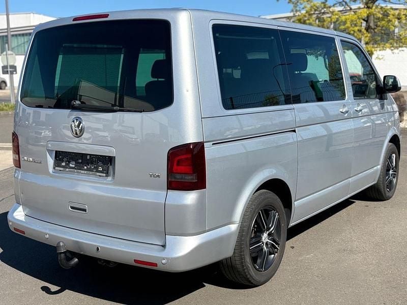 Gebraucht VW T5 Comfortline 179 PS (131 kW) 2011 Silber Van