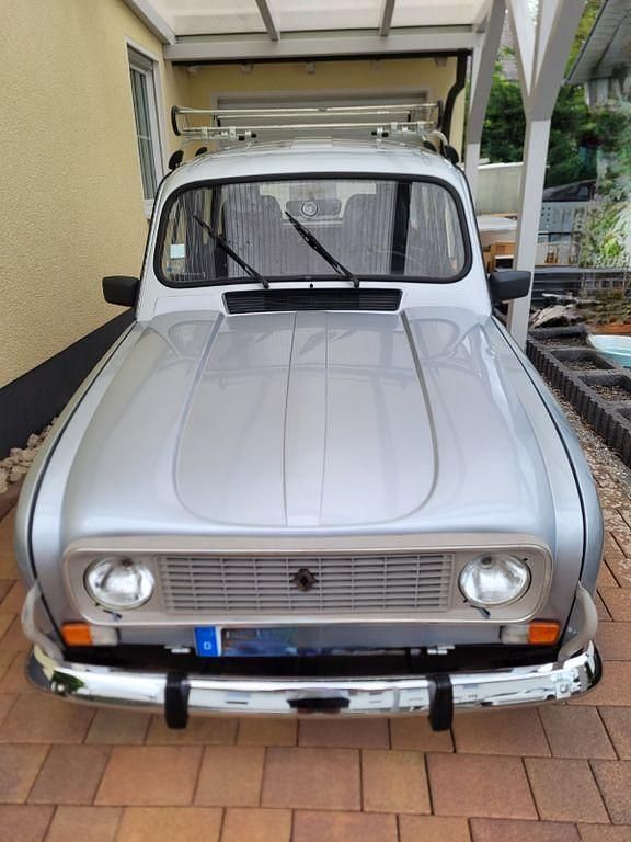 Silber Gebraucht 1992 Renault R4 Kombi | 8.400 € - Bild 1/4