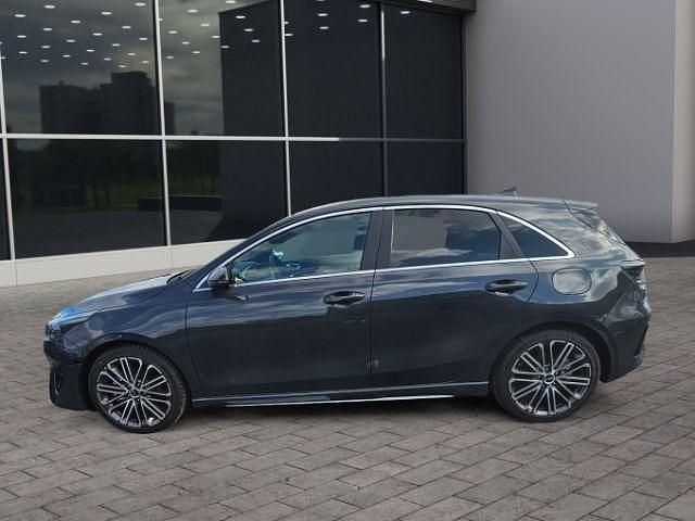 Gebraucht Kia Ceed GT-Line 140 PS (102 kW) 2024 Pentametal (grau) Kleinwagen