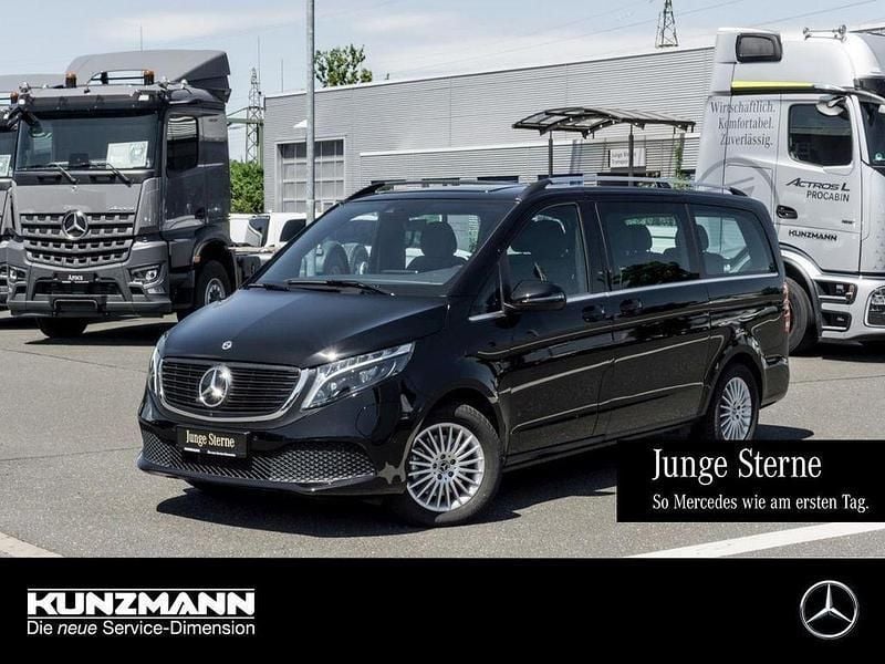 Obsidianschwarz metallic Gebraucht 2024 Mercedes EQV300 Avantgarde Van / Kleinbus | 48.750 € (Superpreis) - Bild 1/4