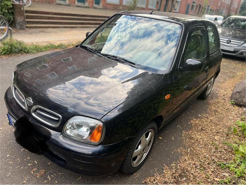 Schwarz Gebraucht 2002 Nissan Micra Kleinwagen | 2.900 € (Etwas zu teuer) - Bild 1/4