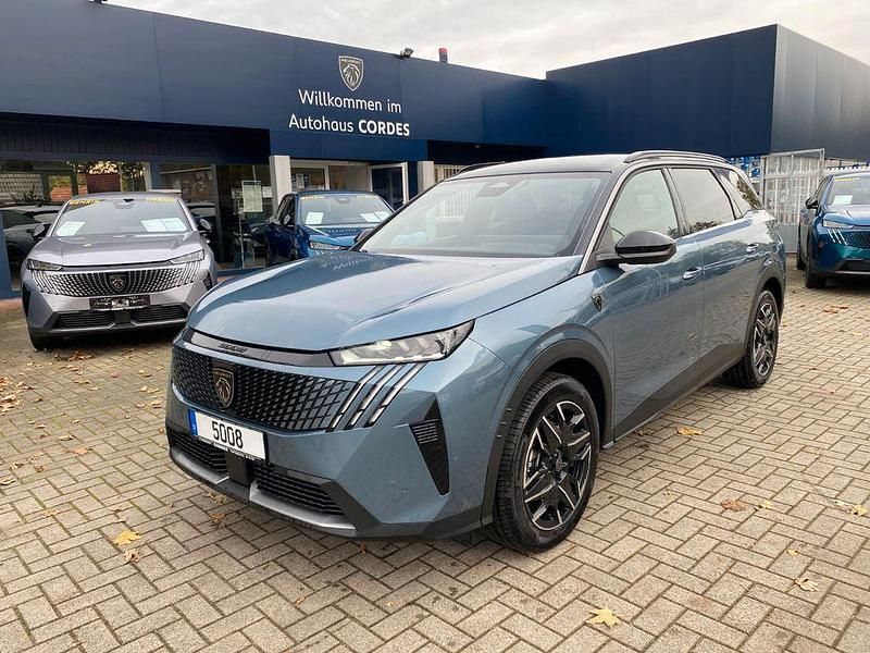 Blau Neu 2025 Peugeot 5008 GT Van / Kleinbus | 40.950 € (Etwas zu teuer) - Bild 1/4