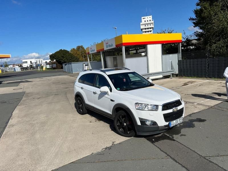 Gebraucht Chevrolet Captiva 184 PS (135 kW) 2012 Weiß SUV