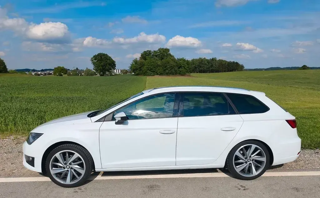 Gebraucht Seat Leon ST FR 150 PS (110 kW) 2015 Weiß Kombi