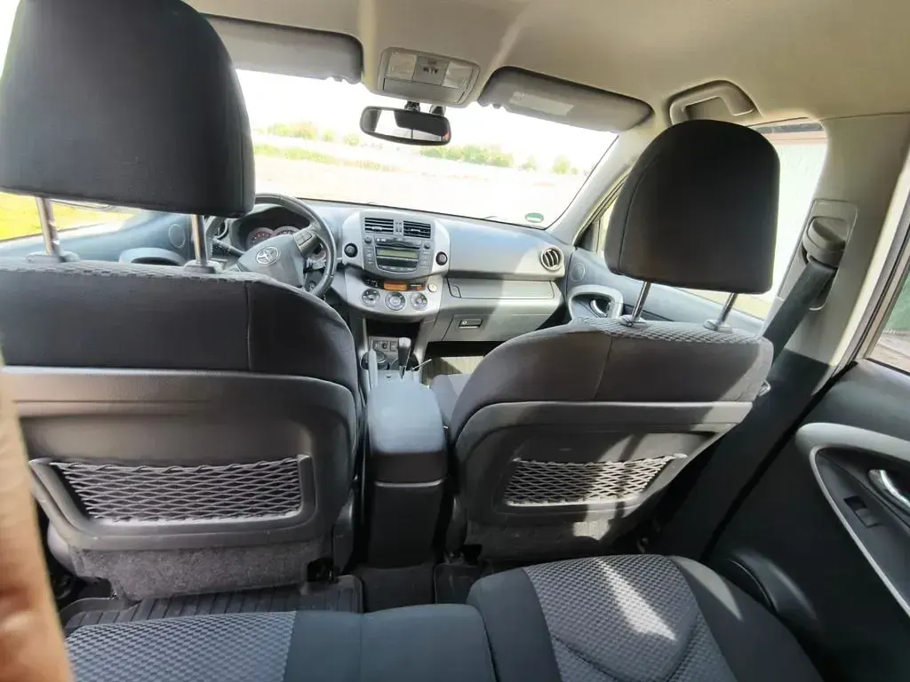 Gebraucht Toyota RAV4 Life 150 PS (110 kW) 2011 Braun SUV
