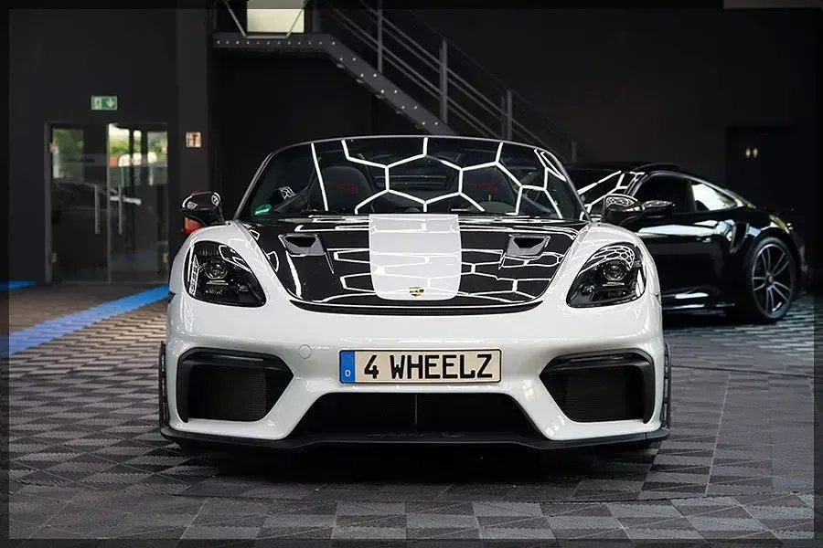 Gebraucht Porsche 718 500 PS (367 kW) 2025 Weiß Cabrio