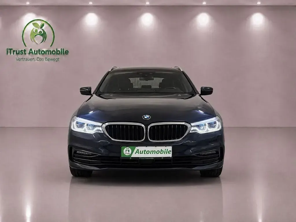 Gebraucht BMW 540 Sport Line 320 PS (235 kW) 2020 Blau Kombi