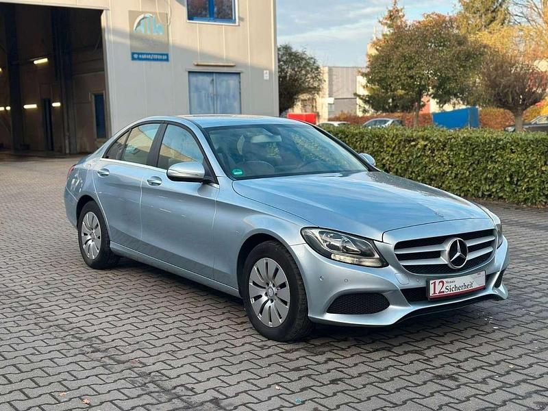 Silber Gebraucht 2014 Mercedes C220 Limousine | 18.990 € (Fairer Preis) - Bild 1/2