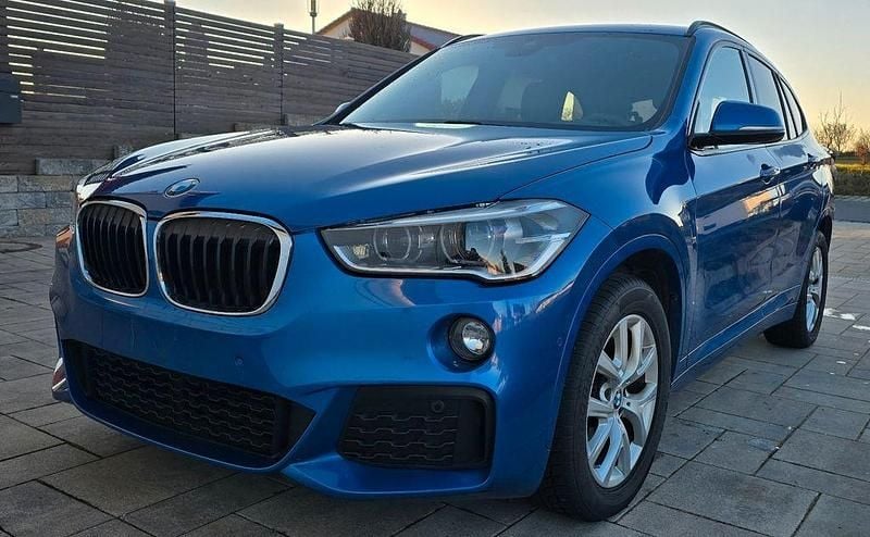 Blau Gebraucht 2016 BMW X1 M Sport SUV | 15.700 € (Guter Preis) - Bild 1/4