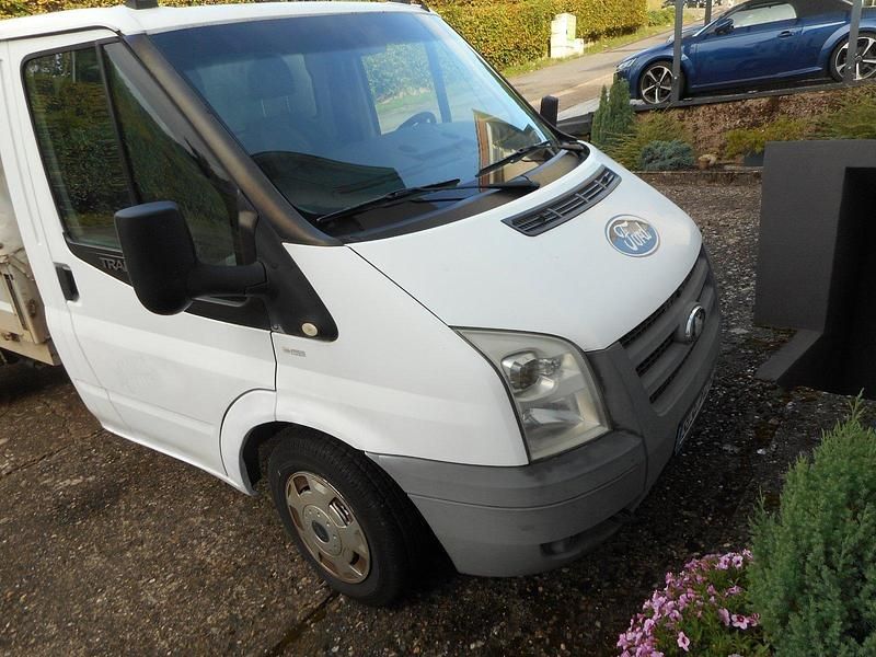 Weiß Gebraucht 2009 Ford Transit | 4.499 € (Fairer Preis) - Bild 1/4