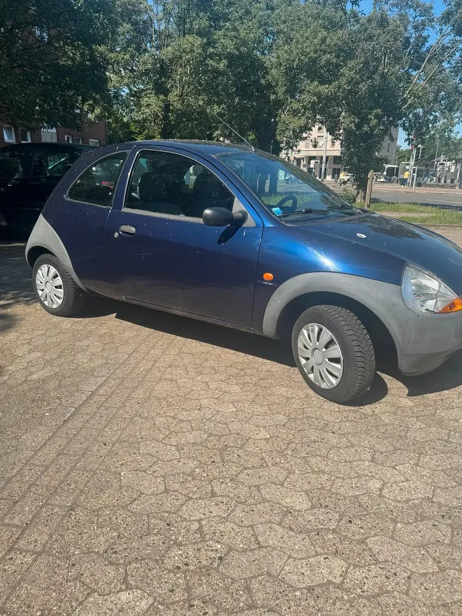 Gebraucht Ford Ka 58 PS (42 kW) 2000 Blau Kleinwagen