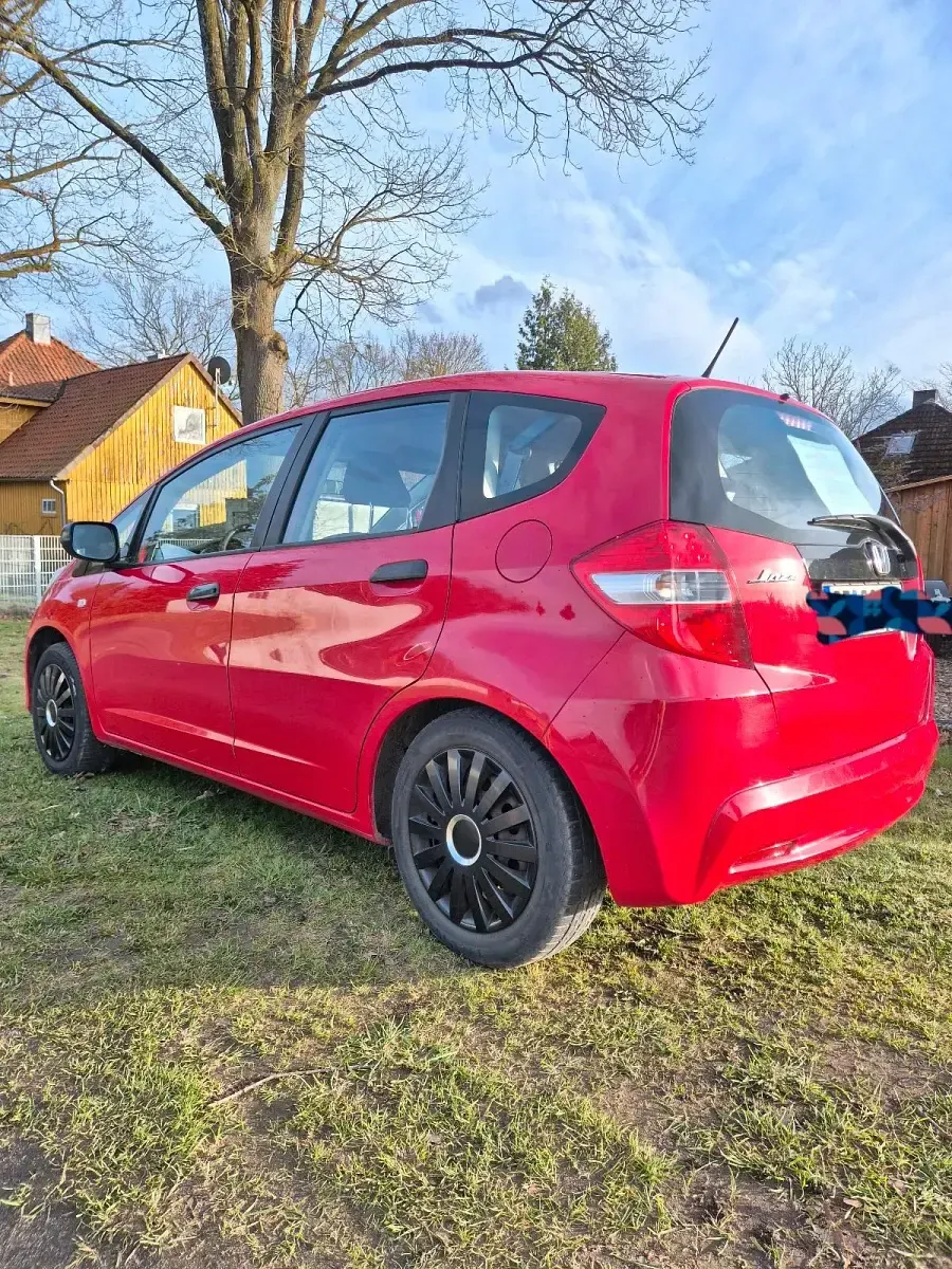 Gebraucht Honda Jazz 90 PS (66 kW) 2014 Rot Kleinwagen