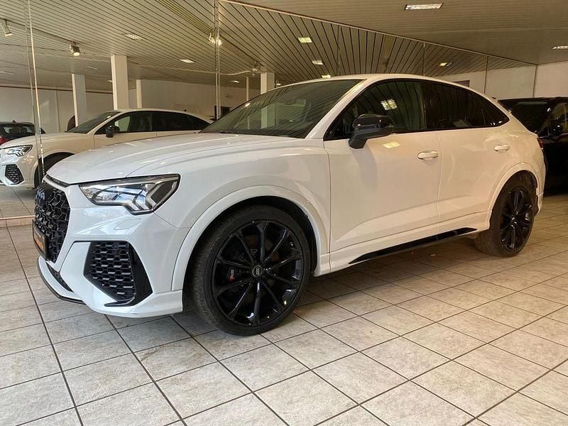 Weiß Gebraucht 2019 Audi RS Q3 Sportback Sport SUV | 39.450 € (Guter Preis) - Bild 1/4