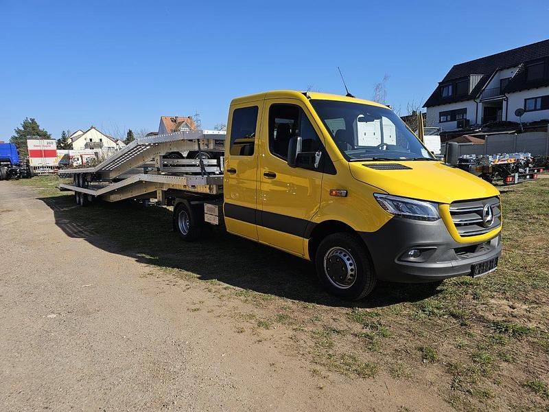 Neu Mercedes Sprinter 190 PS (139 kW) 2025 Gelb Van