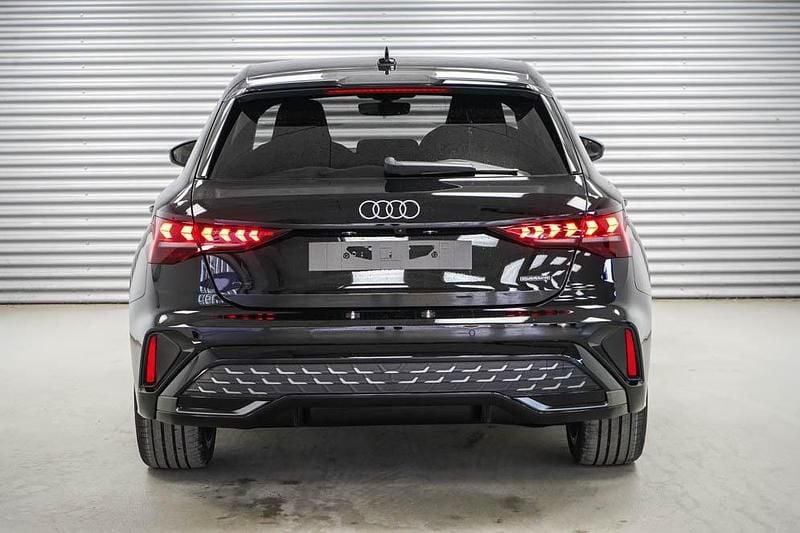 Nouvelle Audi A3 Ambiente 204 ch (150 kW) 2026 Noir