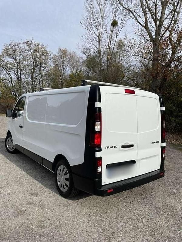 Gebraucht Renault Trafic Komfort 95 PS (69 kW) 2019 Weiß Van / Kleinbus