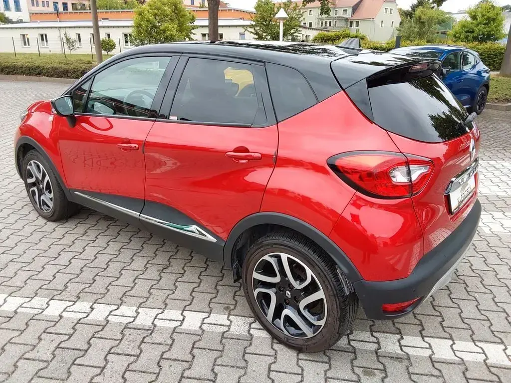 Gebraucht Renault Captur 120 PS (88 kW) 2015 Rot SUV