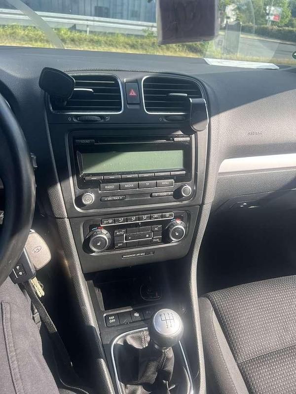 Gebraucht 2010 VW Golf VI Team Limousine | 5.500 € (Fairer Preis) - Bild 1/4