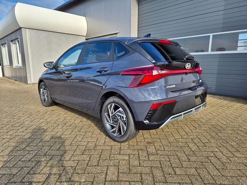 Neu Hyundai i20 Trend 90 PS (66 kW) 2026 Lumen grey Kleinwagen