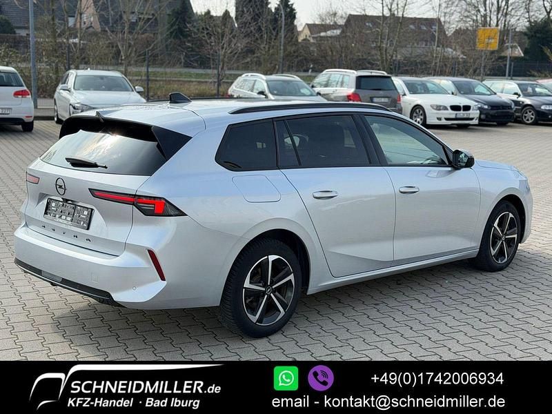 Second-hand Opel Astra 131 CP (96 kW) 2024 Argintiu Break