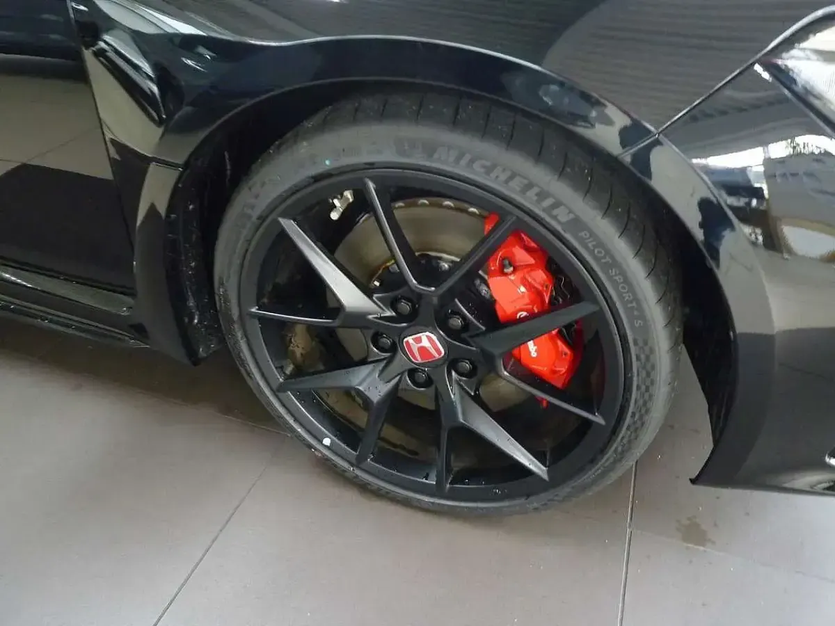 Gebraucht Honda Civic Type R 329 PS (241 kW) 2026 Crystal black p. Limousine