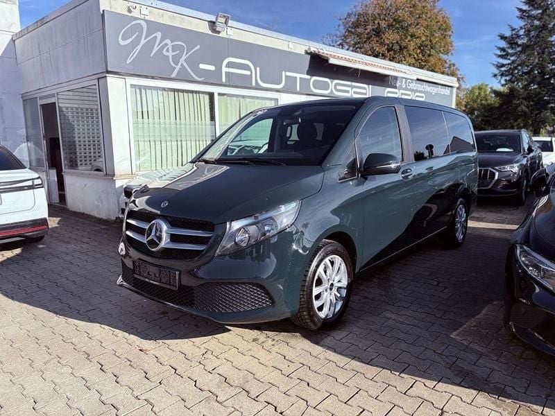 Gebraucht Mercedes V220 163 PS (119 kW) 2019 Grün Van / Kleinbus