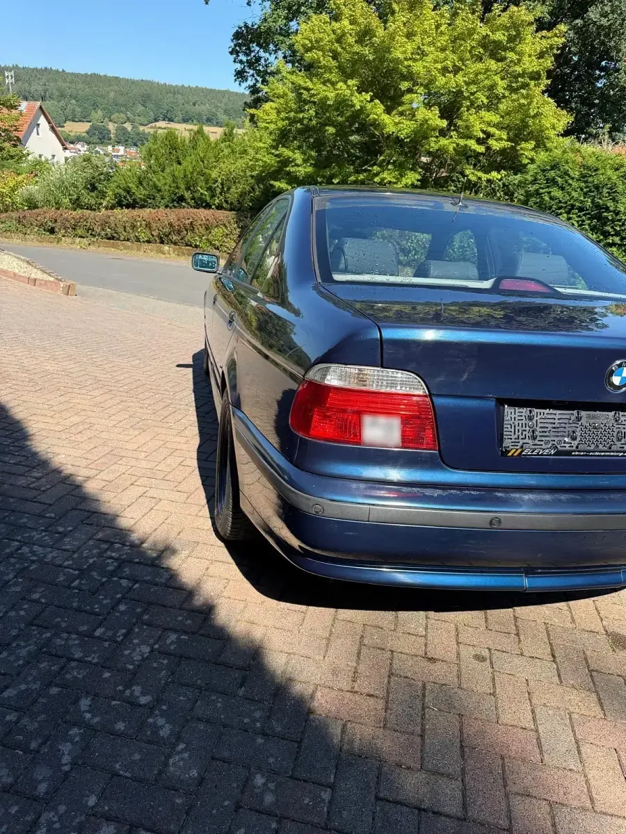 Gebraucht BMW 528 193 PS (141 kW) 1999 Blau Limousine