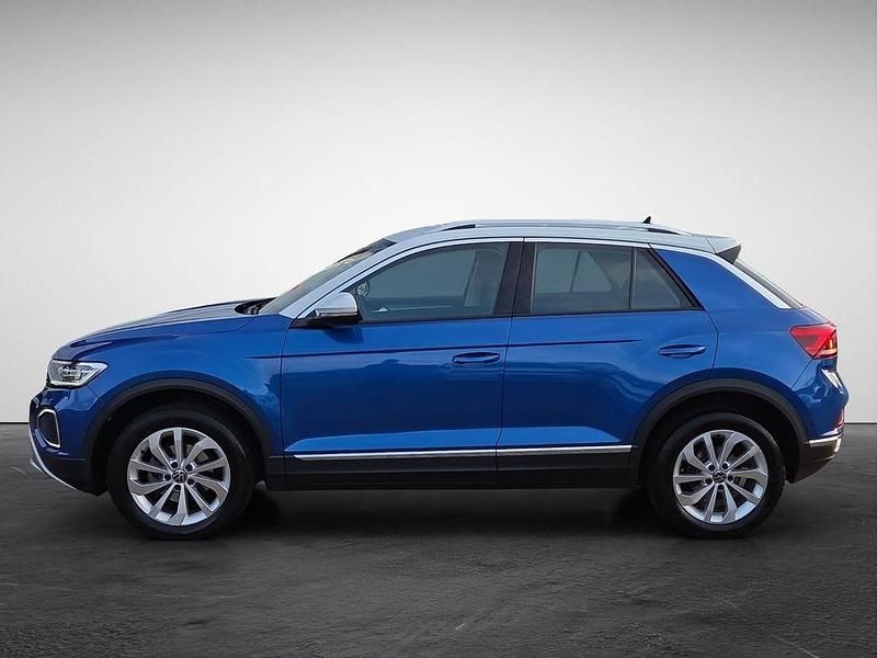 Gebraucht VW T-Roc Style 150 PS (110 kW) 2025 Blau (ravennablau metallic) SUV