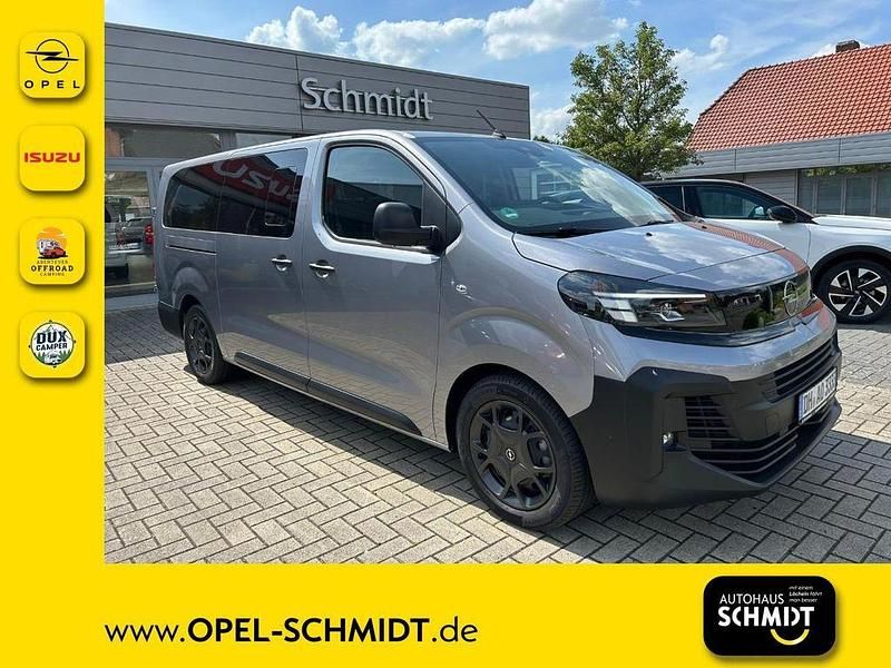 Grau Gebraucht 2025 Opel Zafira Edition Van / Kleinbus | 42.990 € (Teuer) - Bild 1/4