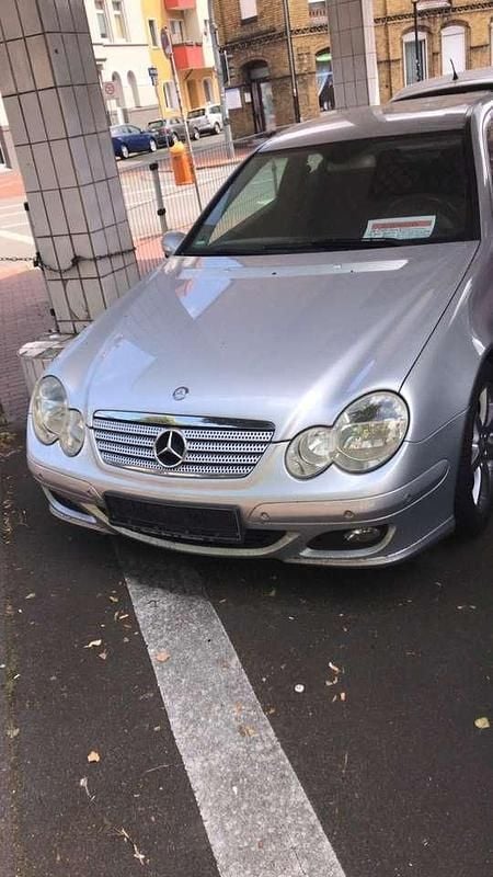 Gebraucht Mercedes CL180 143 PS (105 kW) 2005 Grau Coupé