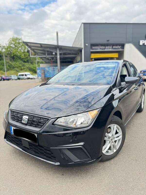 Schwarz Gebraucht 2019 Seat Ibiza Style Limousine | 8.799 € (Guter Preis) - Bild 1/4