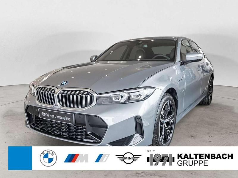 Skyscraper grau Gebraucht 2025 BMW 330e M Sport Limousine | 48.990 € (Fairer Preis) - Bild 1/3