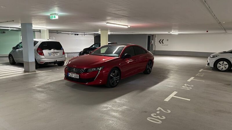 Rot Gebraucht 2019 Peugeot 508 Limousine | 18.500 € (Superpreis) - Bild 1/4