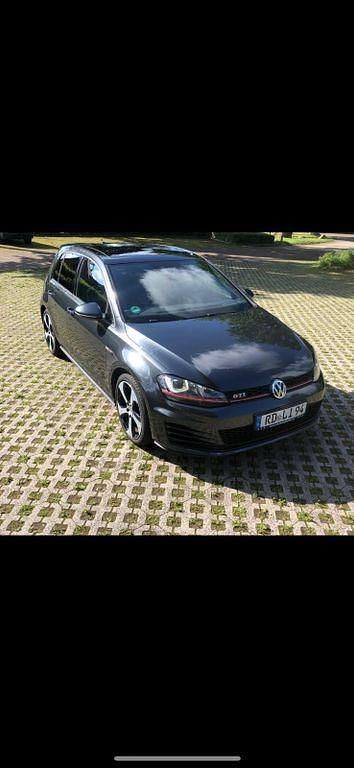 Schwarz Gebraucht 2015 VW Golf GTI Limousine | 14.000 € (Superpreis) - Bild 1/4