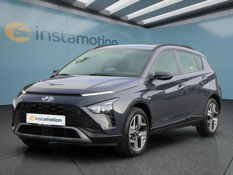 Grau Gebraucht 2023 Hyundai Bayon SUV | 20.849 € (Fairer Preis) - Bild 1/4