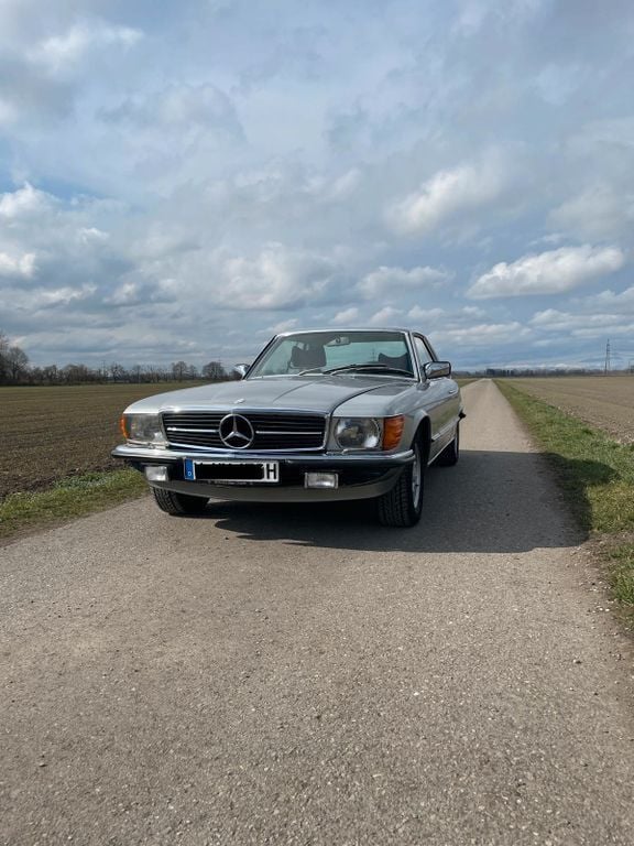 Silber Gebraucht 1978 Mercedes SLC450 Coupé | 30.500 € - Bild 1/4