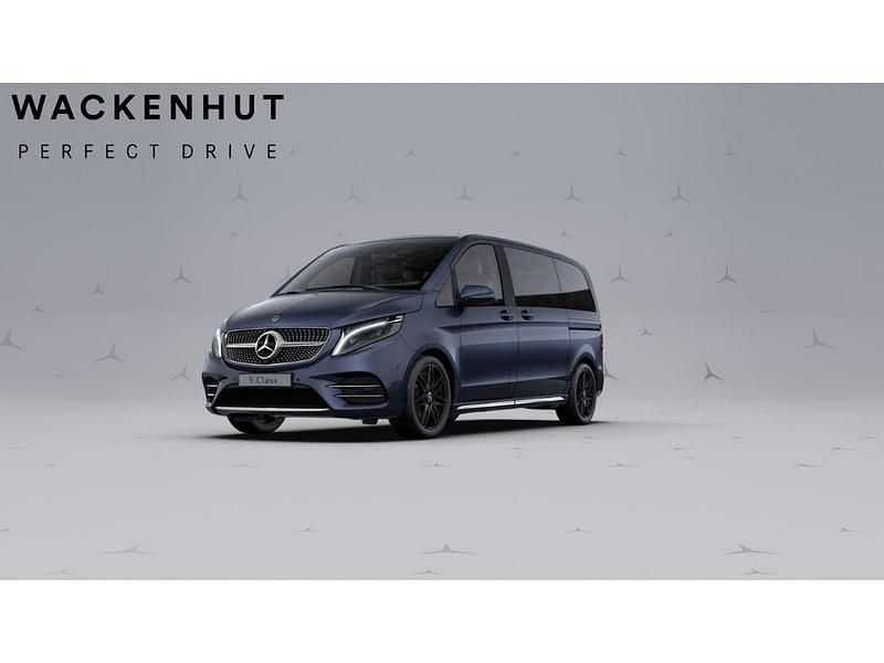 Blau Gebraucht 2023 Mercedes V300 AMG Van / Kleinbus | 63.900 € (Fairer Preis) - Bild 1/4