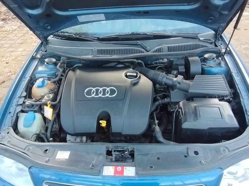 Gebraucht Audi A3 Ambition 102 PS (75 kW) 2001 Blau Kleinwagen