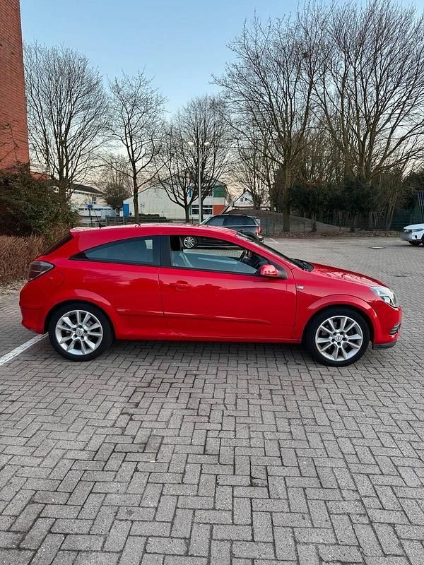 Gebraucht Opel Astra GTC 200 PS (147 kW) 2008 Rot Coupé