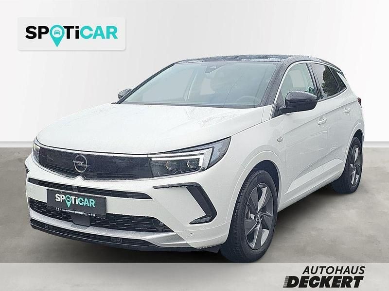 Weiss Gebraucht 2023 Opel Grandland X Elegance SUV | 27.590 € (Etwas zu teuer) - Bild 1/4