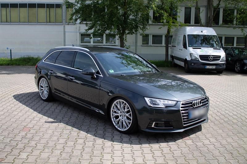 Gebraucht Audi A4 Design 252 PS (185 kW) 2018 Grau Kombi