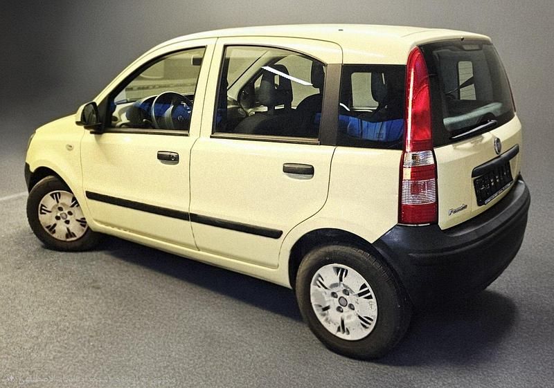 Gelb Gebraucht 2009 Fiat Panda Limousine | 2.600 € (Fairer Preis) - Bild 1/4