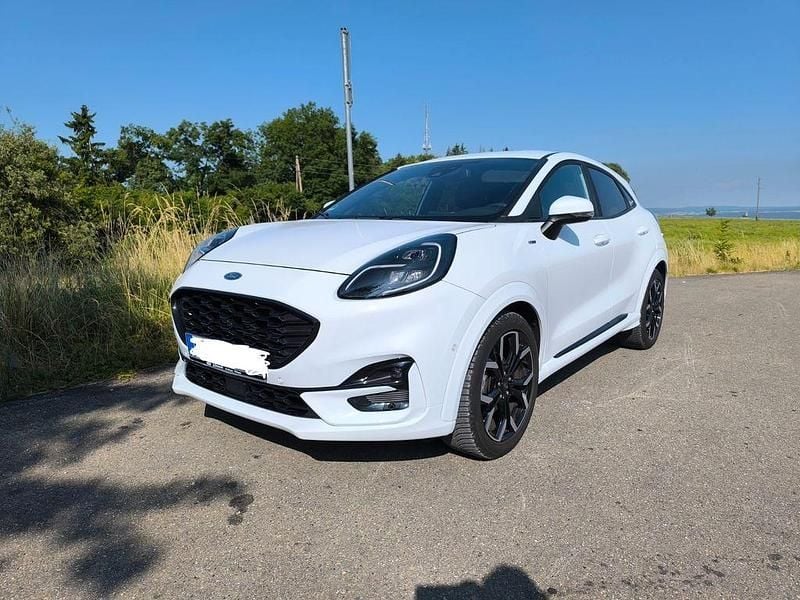 Weiß Gebraucht 2022 Ford Puma ST-Line X SUV | 22.500 € (Etwas zu teuer) - Bild 1/4