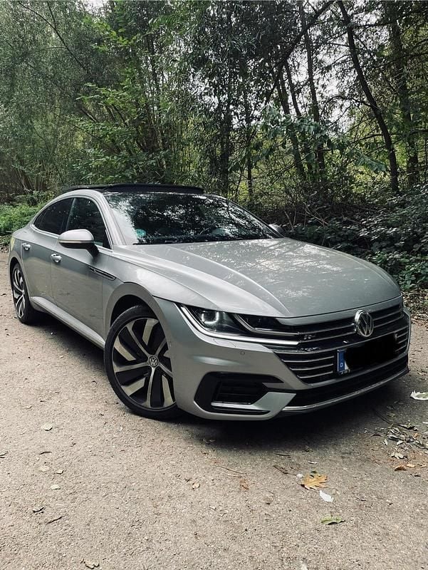 Gebraucht VW Arteon R-line 190 PS (139 kW) 2019 Silber Kleinwagen