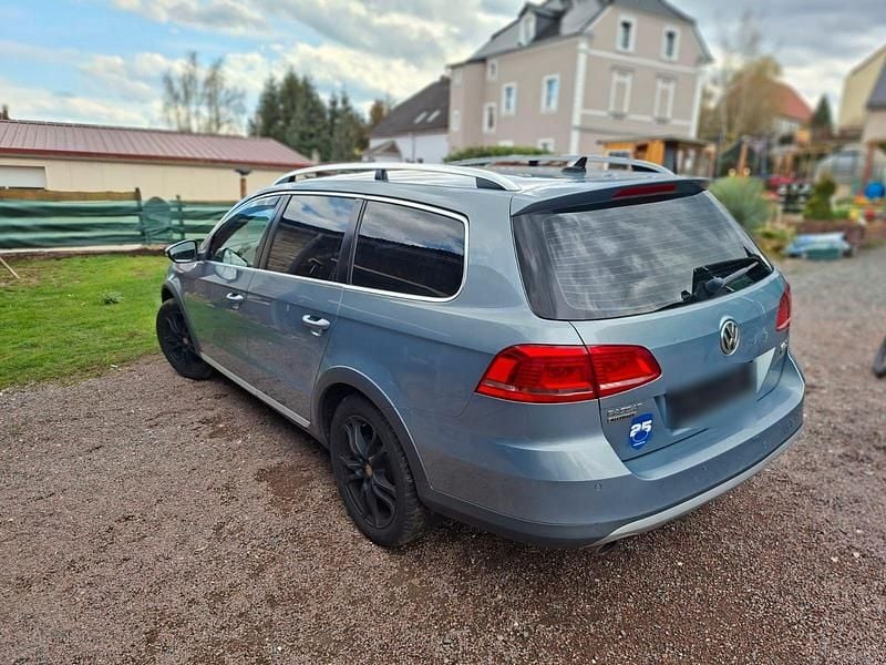 Gebraucht VW Passat 170 PS (125 kW) 2012 Grau Kombi