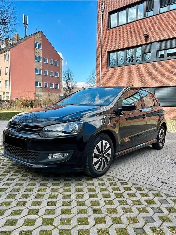 Gebraucht VW Polo Comfortline 75 PS (55 kW) 2014 Schwarz Kleinwagen