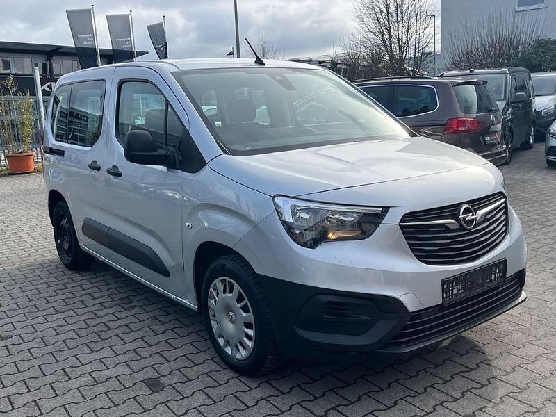 Gebraucht Opel Combo Life Basis 102 PS (75 kW) 2021 Silber Van / Kleinbus