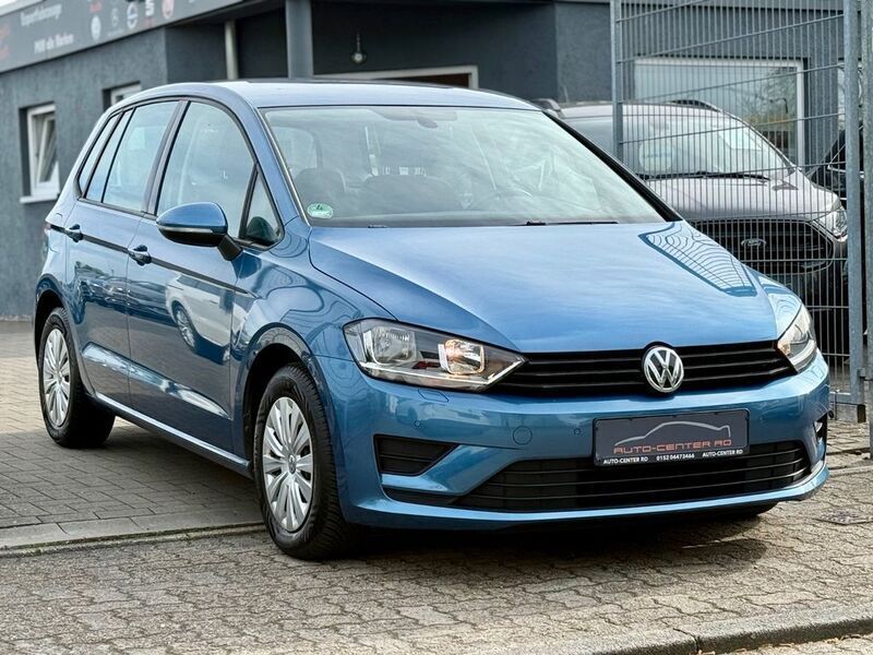 Blau Gebraucht 2014 VW Golf Sportsvan Trendline Van / Kleinbus | 9.999 € (Fairer Preis) - Bild 1/4