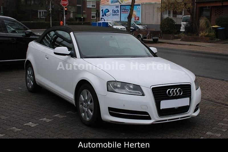 Gebraucht Audi A3 Cabriolet Sport 105 PS (77 kW) 2011 Ibisweiß Cabrio